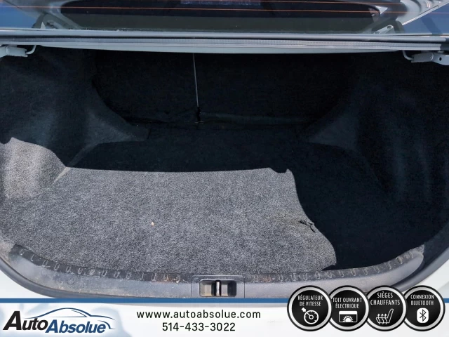 Toyota Corolla LE 2015