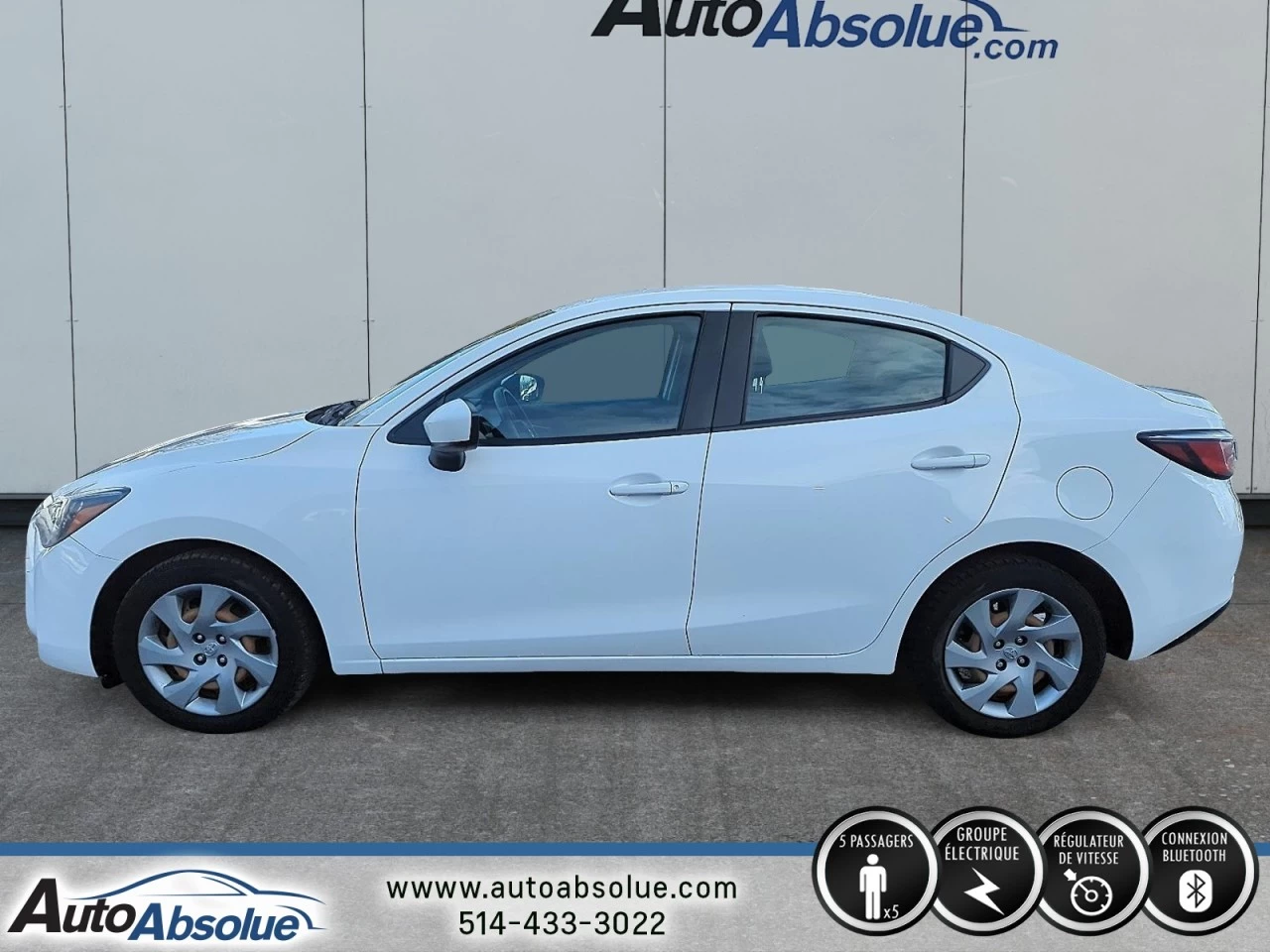 2016 Toyota Yaris 4dr Sdn Image principale