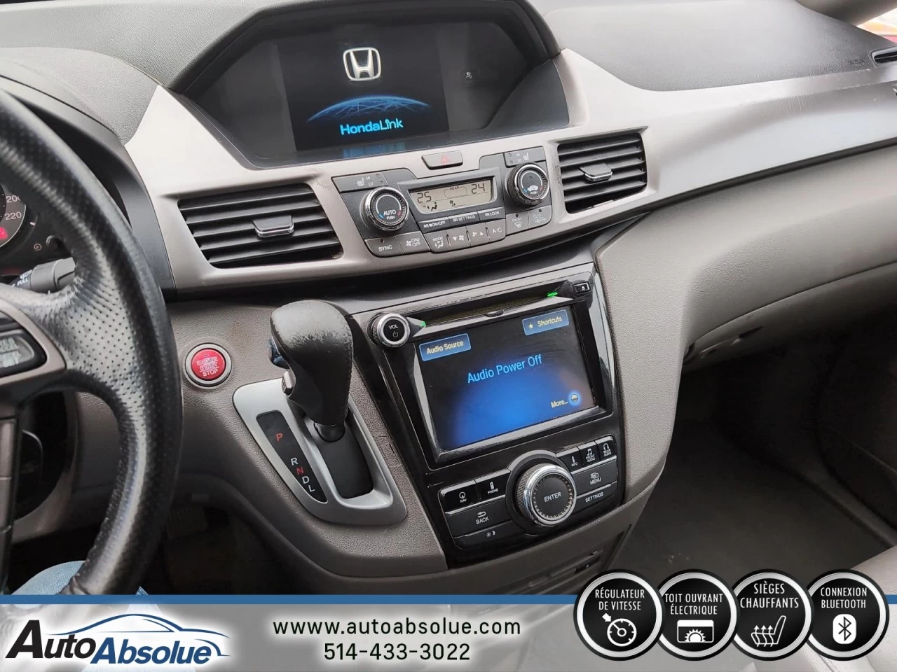 2015 Honda Odyssey Touring w/RES & Navi Image principale