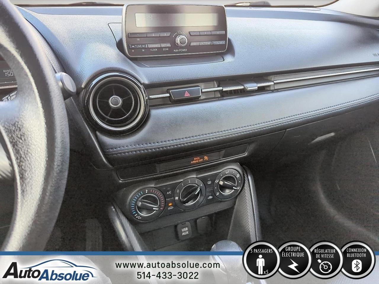 2016 Toyota Yaris 4dr Sdn Image principale