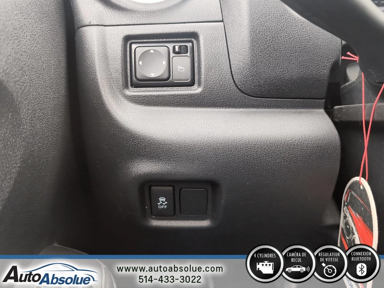 2016 Nissan Versa Note SV Image principale