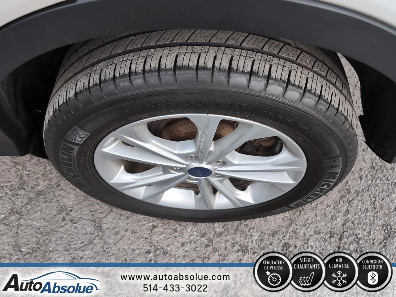 2017 Ford Escape SE Image principale