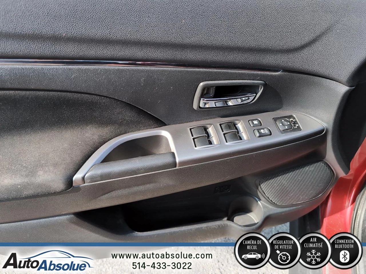 2018 Mitsubishi RVR SE LTD Image principale