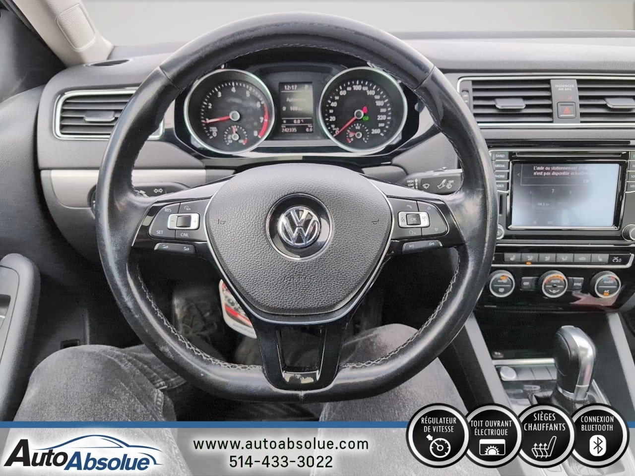 2016 Volkswagen Jetta Highline Main Image