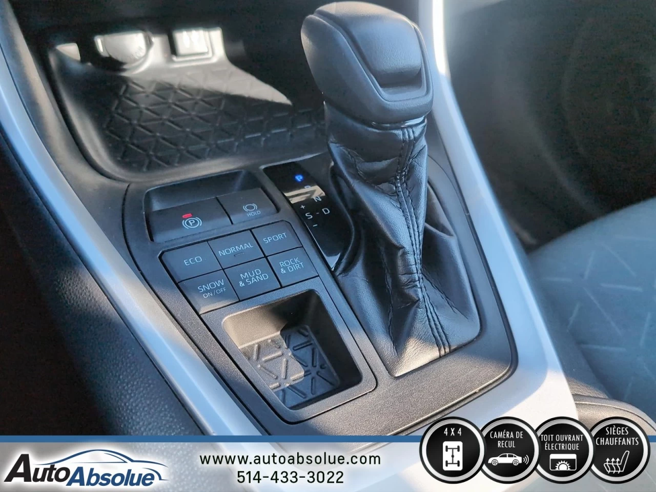 2019 Toyota RAV4 XLE Image principale