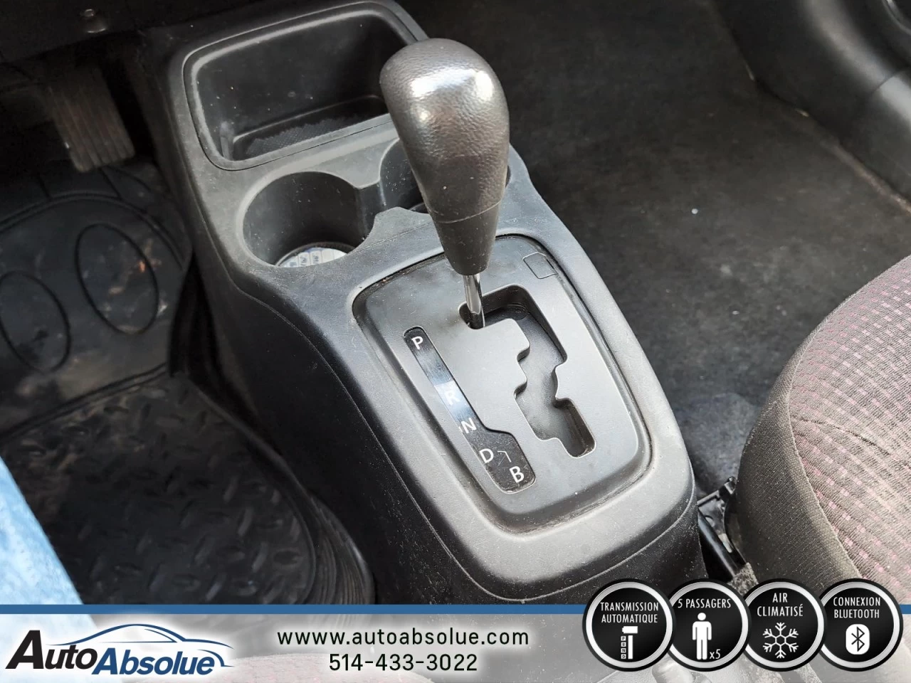 2015 Mitsubishi Mirage ES Image principale