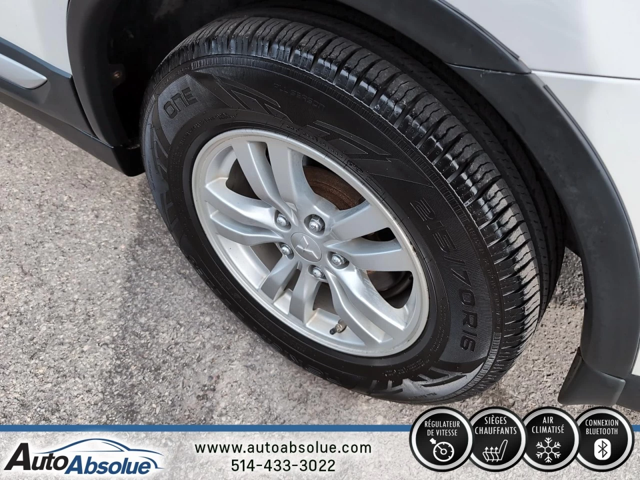 2016 Mitsubishi Outlander ES Image principale