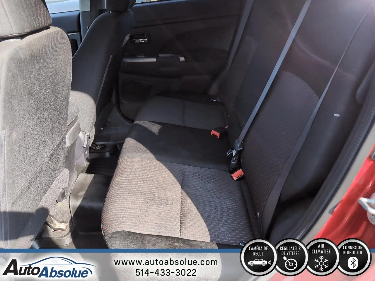 2018 Mitsubishi RVR SE LTD Image principale