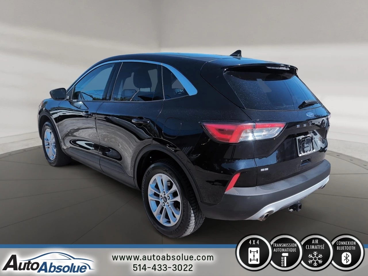 2021 Ford Escape SE Image principale