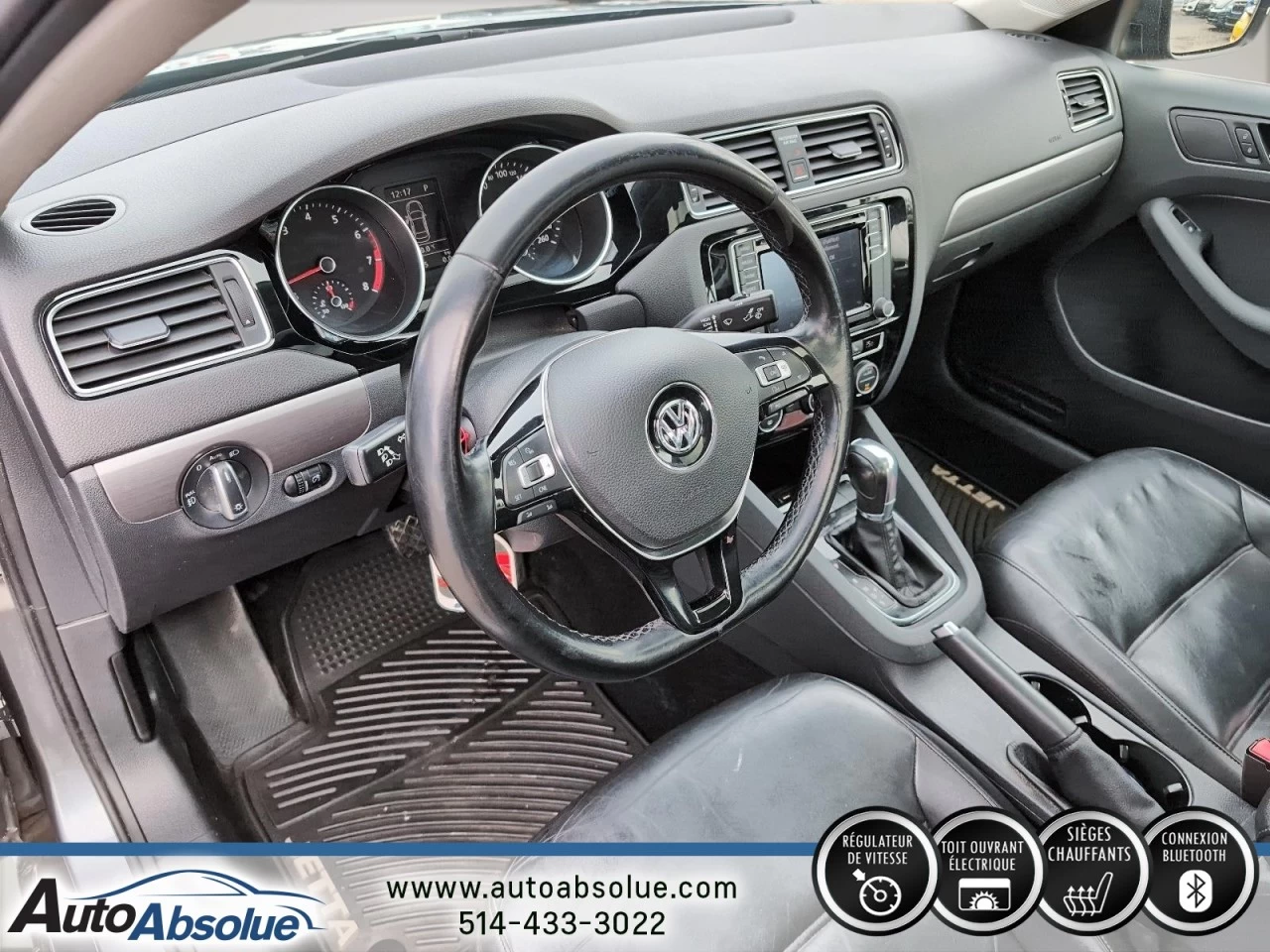 2016 Volkswagen Jetta Highline Main Image