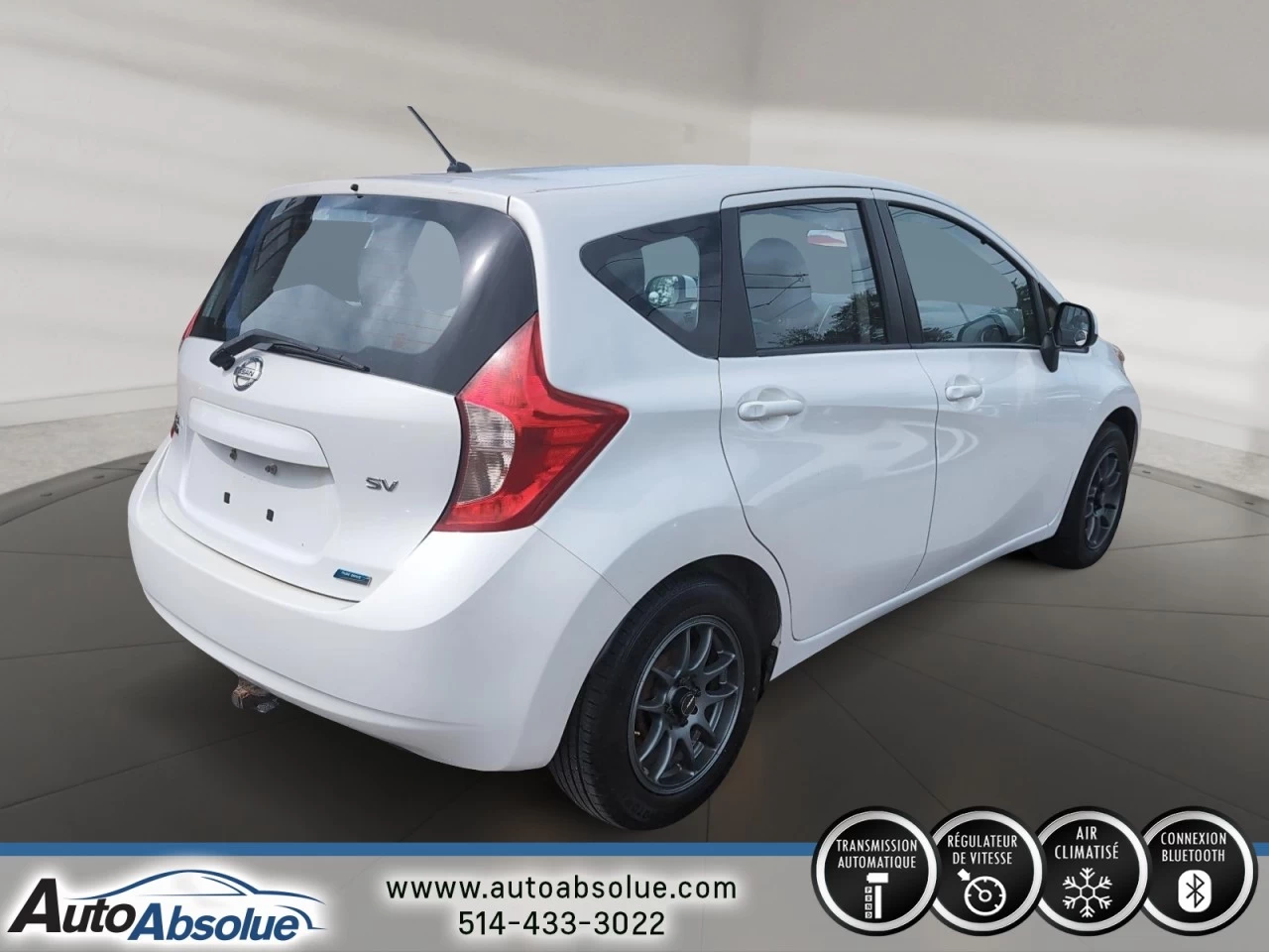 2014 Nissan Versa Note SV Image principale