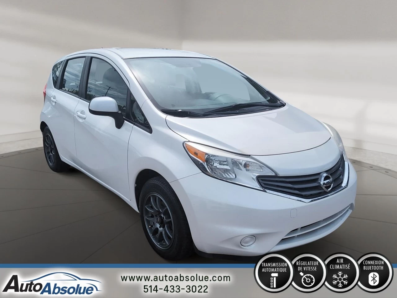 2014 Nissan Versa Note SV Image principale