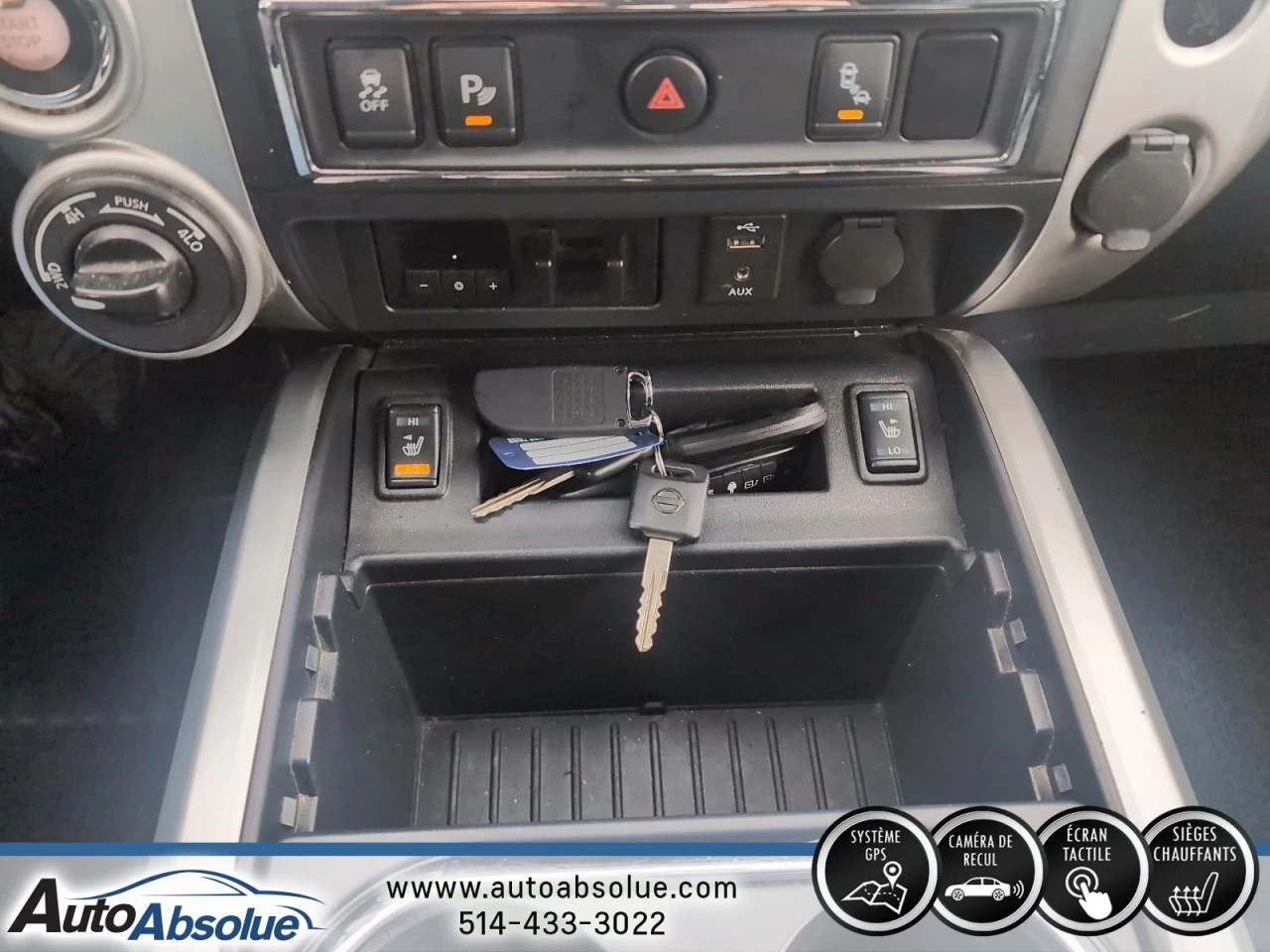 2017 Nissan Titan SV 4x4 Image principale