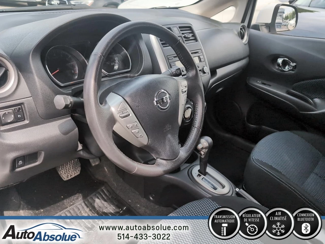2014 Nissan Versa Note SV Image principale