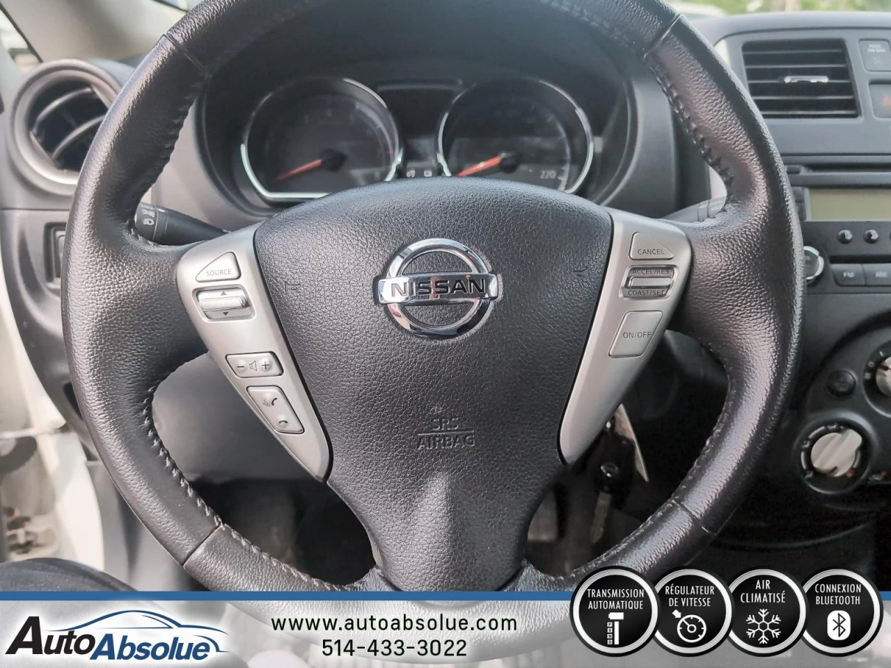 2014 Nissan Versa Note SV Image principale