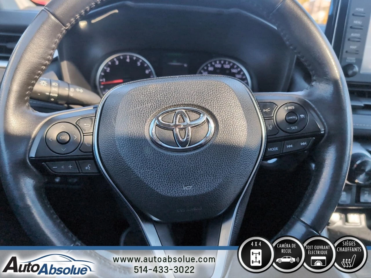 2019 Toyota RAV4 XLE Image principale