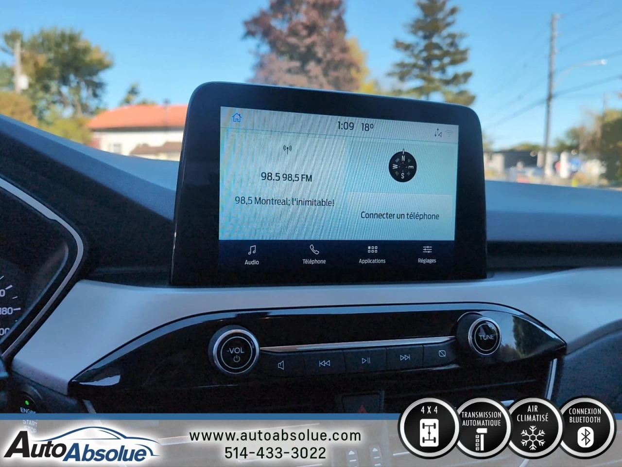 2021 Ford Escape SE Image principale