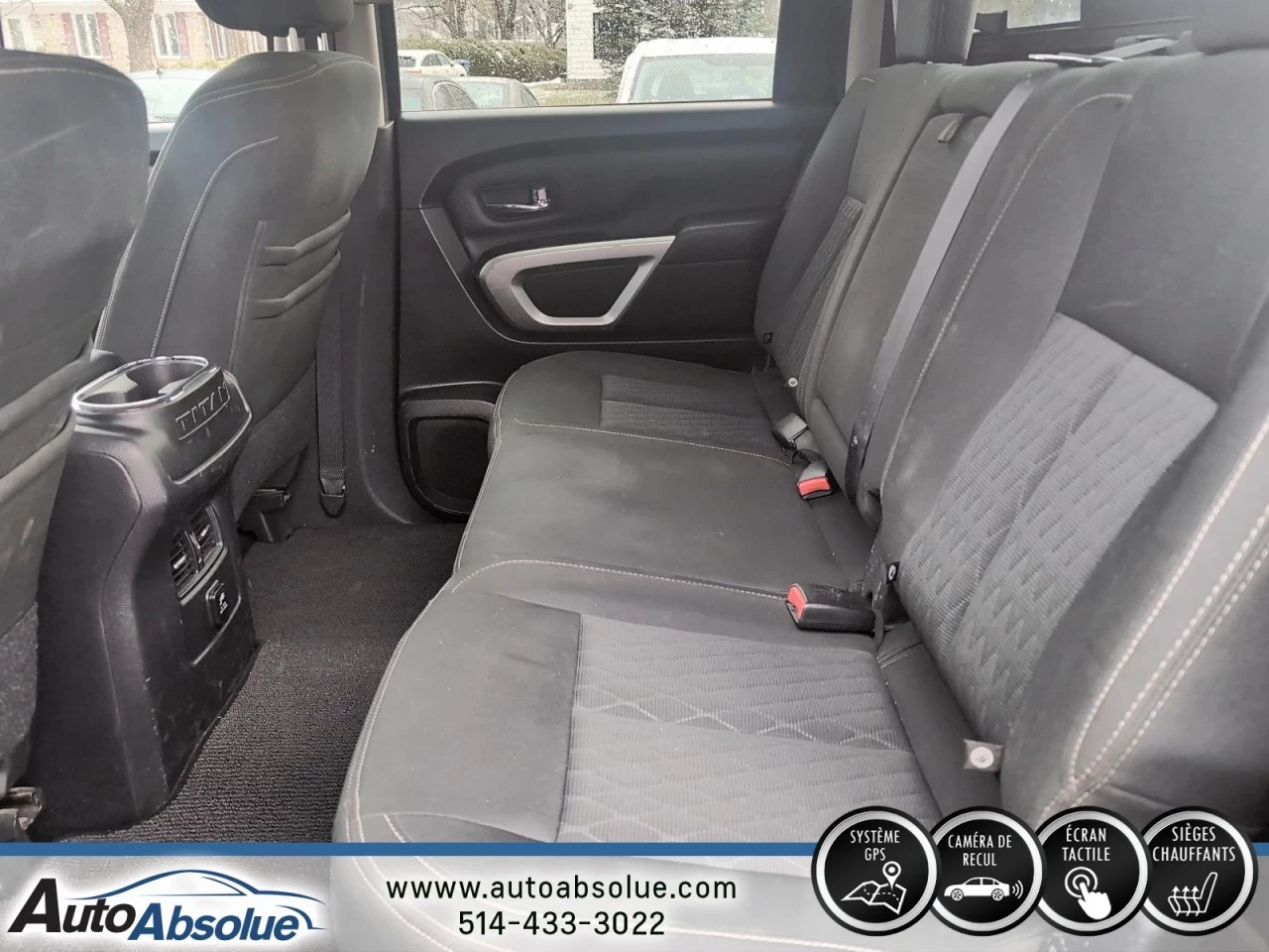 2017 Nissan Titan SV 4x4 Image principale