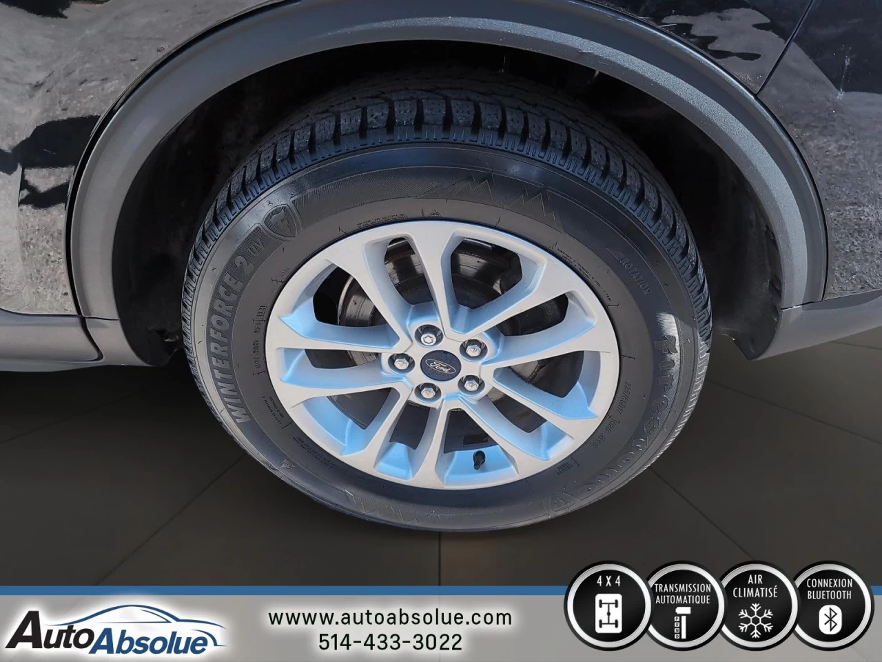 2021 Ford Escape SE Image principale