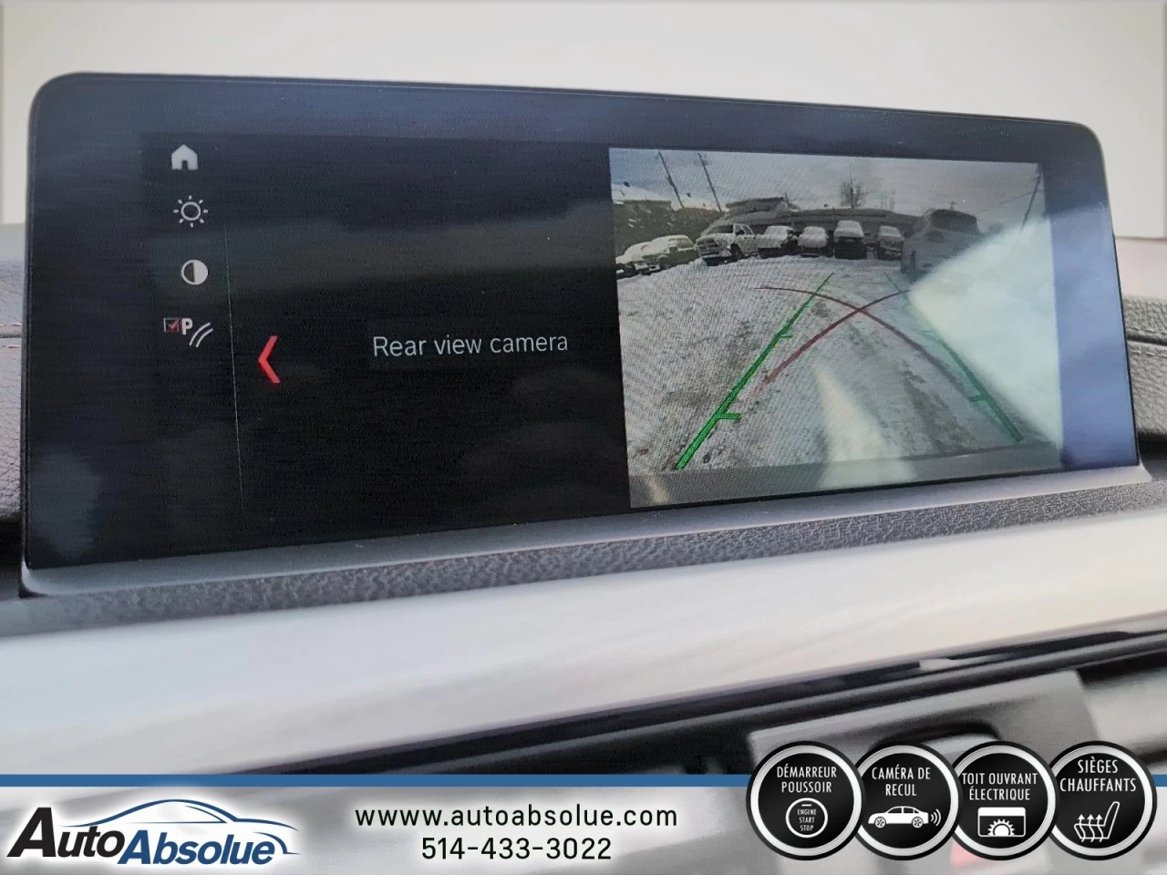 2018 BMW 330i xDrive 330i xDrive Image principale