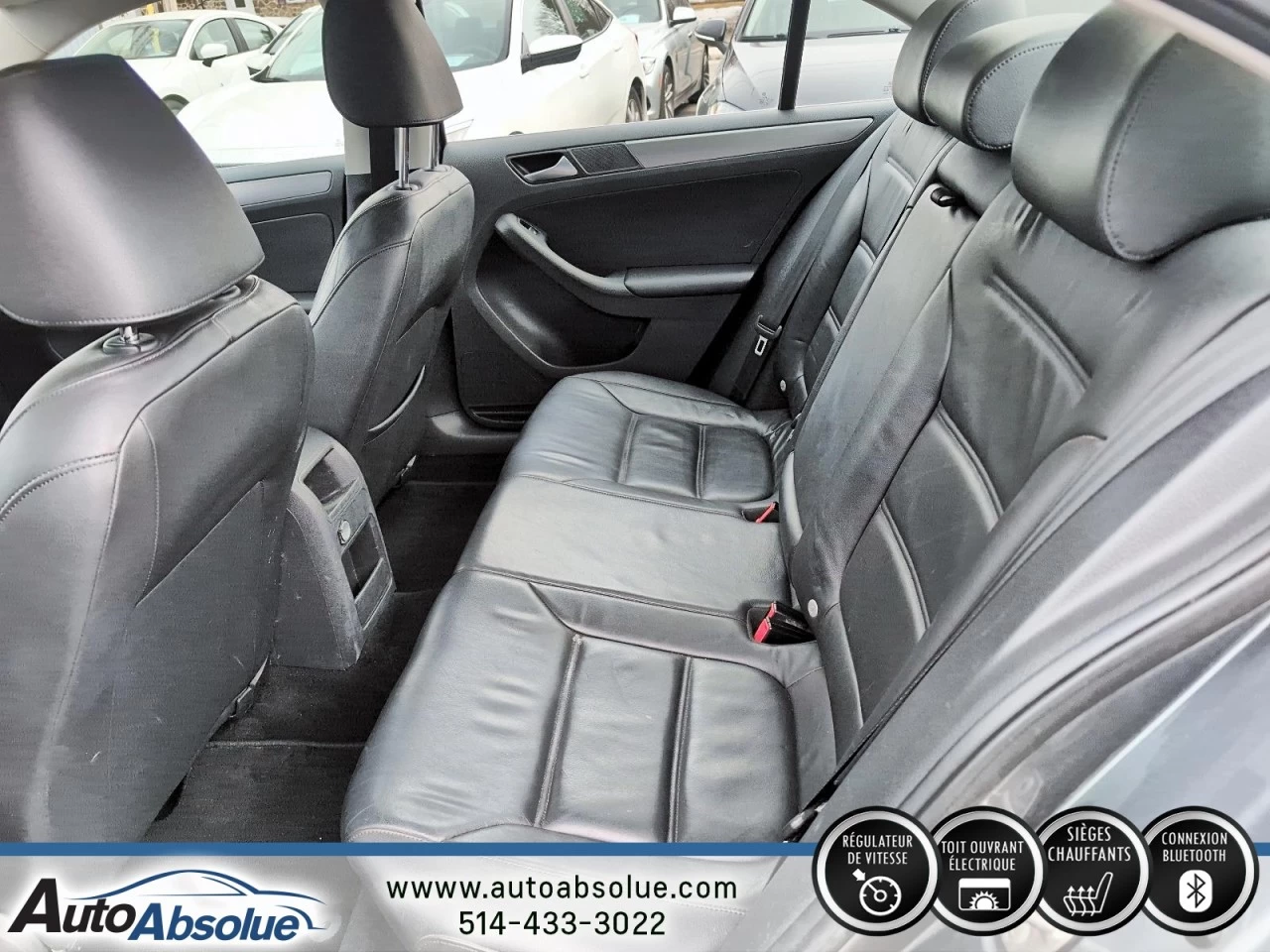 2016 Volkswagen Jetta Highline Main Image