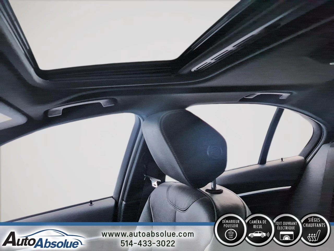 2018 BMW 330i xDrive 330i xDrive Image principale