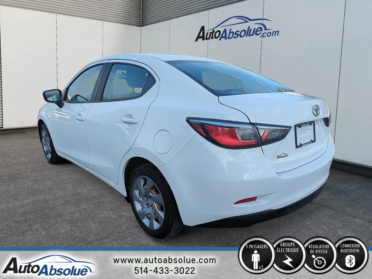 2016 Toyota Yaris 4dr Sdn Image principale