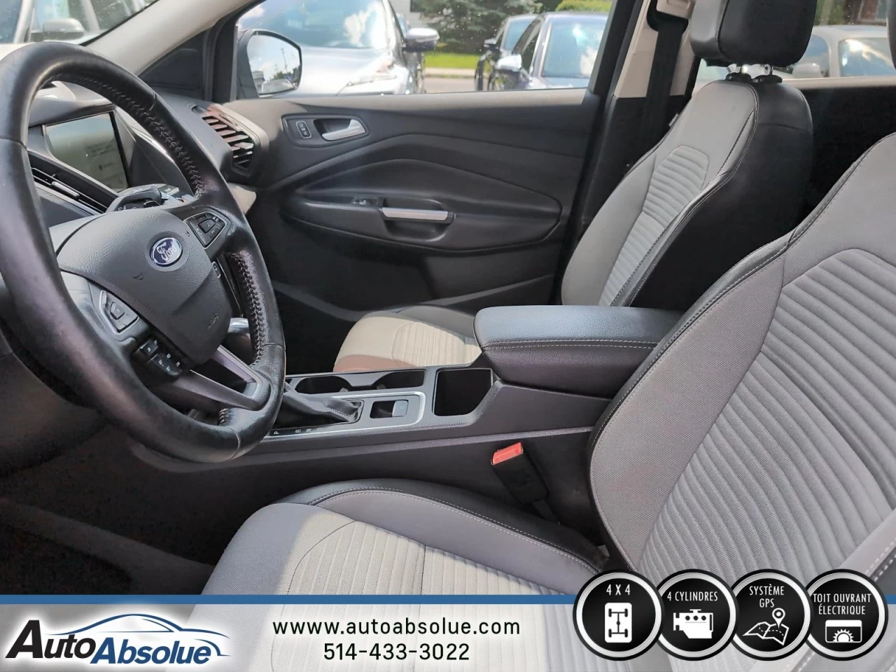 2017 Ford Escape Titanium Image principale