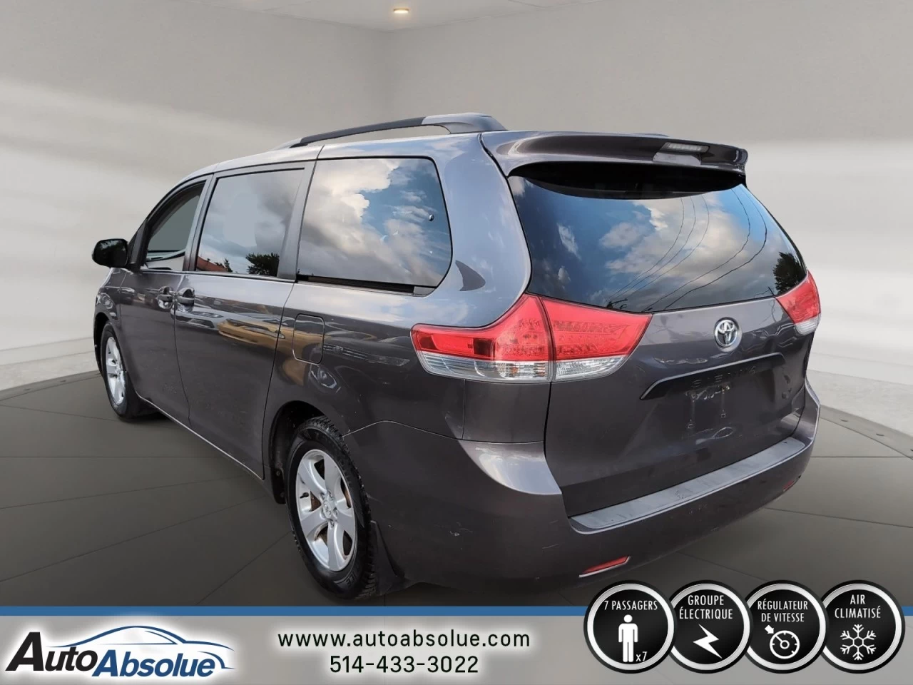 2011 Toyota Sienna 5dr V6 7-Pass FWD Image principale