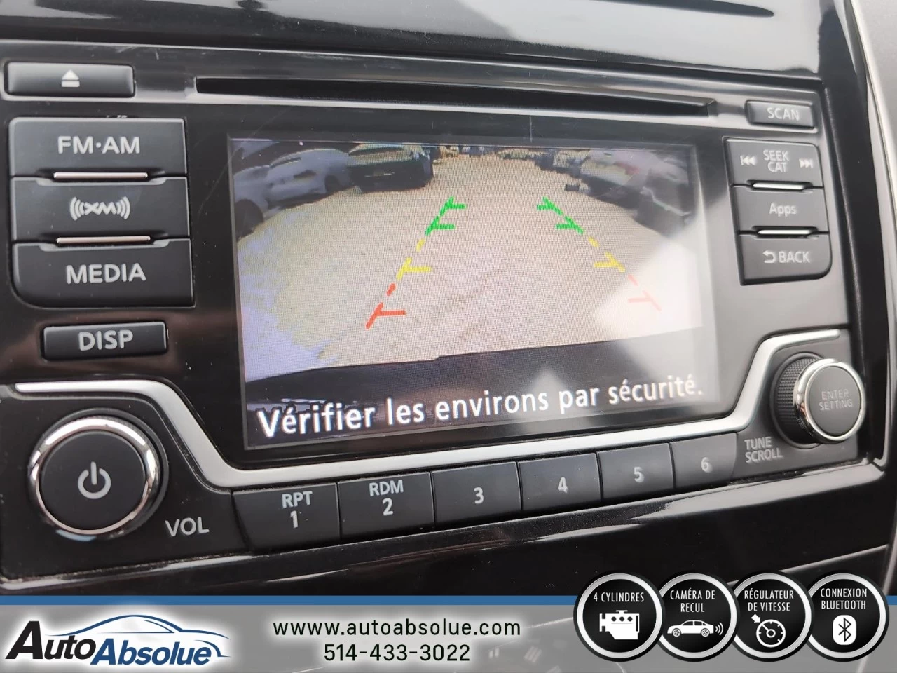 2016 Nissan Versa Note SV Image principale