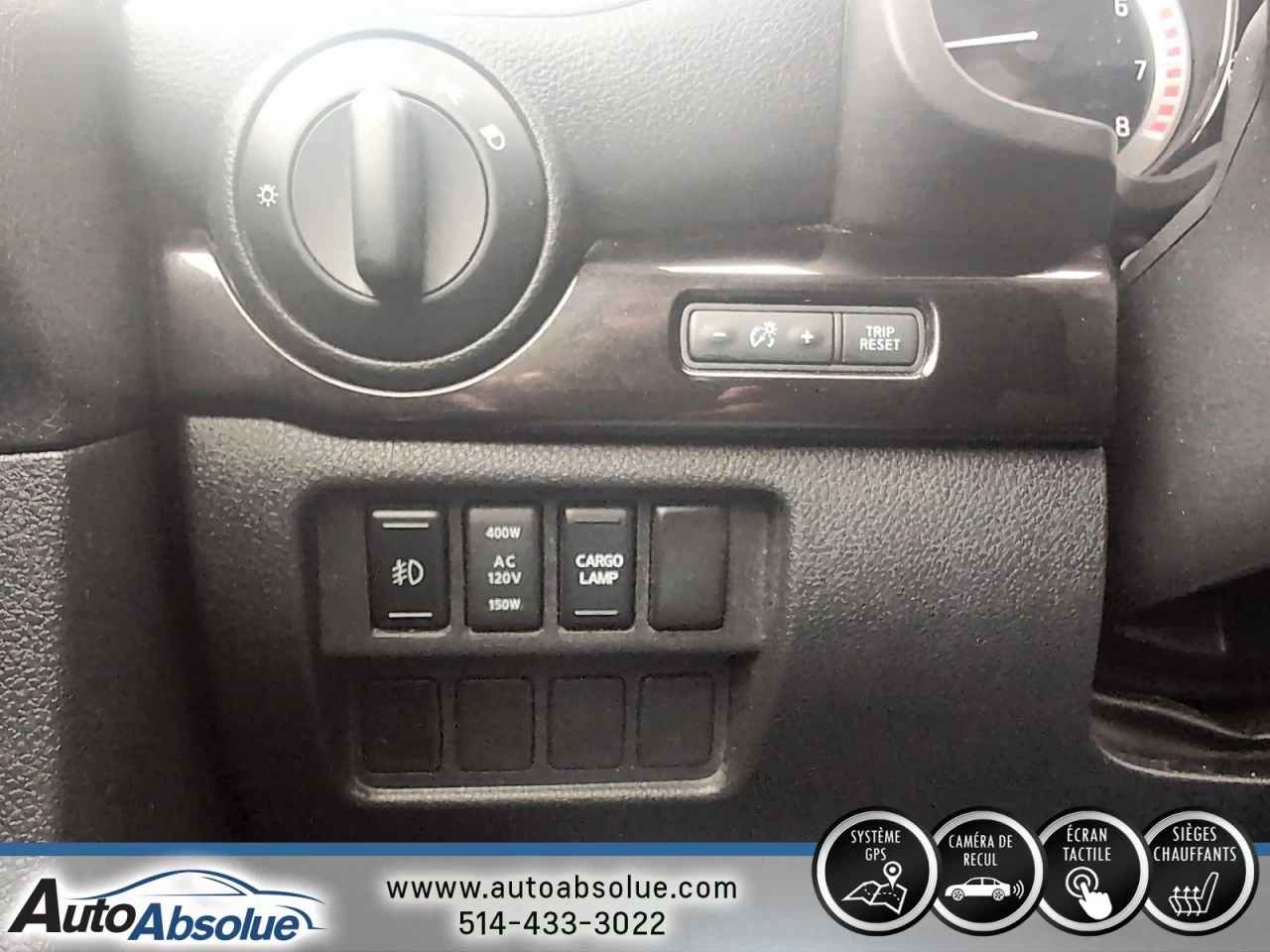 2017 Nissan Titan SV 4x4 Image principale